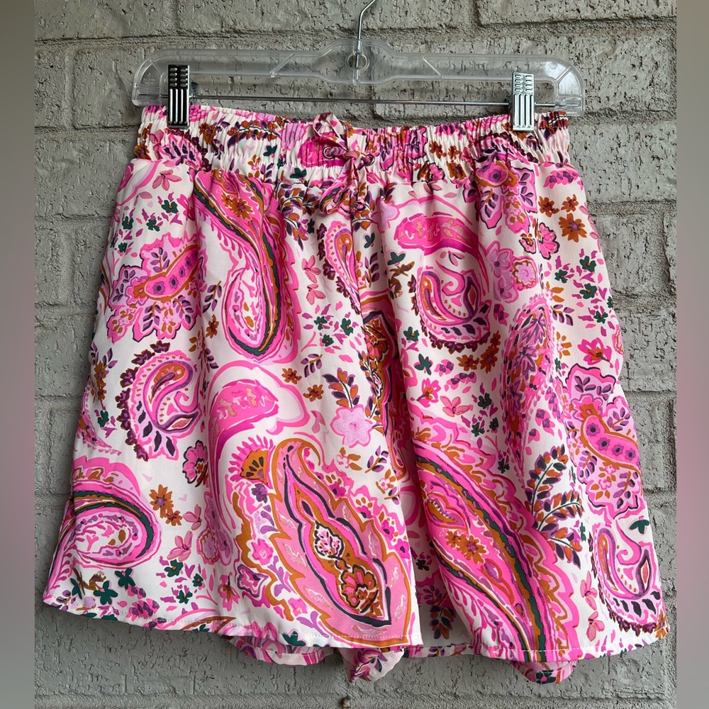 Staccato Shorts Size medium